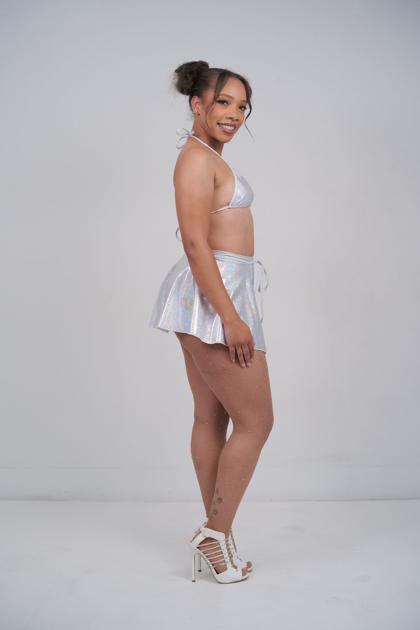 Holographic white set