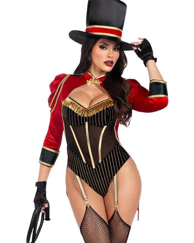 Ring Master babe