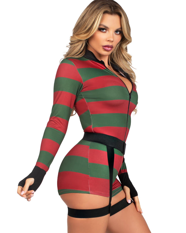 Freddy Cougar babe