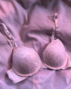 34C / White